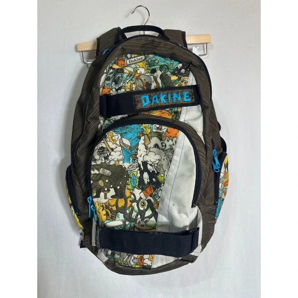 Dakine Mission 25L Backpack Graphic Print Snowboard Carry Bag Brown Blue W13